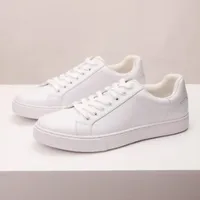 Men's Casual Solid Color Sewing Thread Round Toe Skate Shoes main image 1