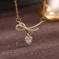 Streetwear Commute Moon Heart Shape Flower 201 Stainless Steel Copper Inlay Artificial Pearls Zircon Women's Pendant Necklace main image 5