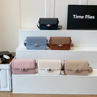 Women's Small Pu Leather Color Block Streetwear Square Magnetic Buckle Shoulder Bag main image 1