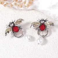 1 Pair Vacation Classic Style Bee Inlay Zinc Alloy Zircon Drop Earrings sku image 1