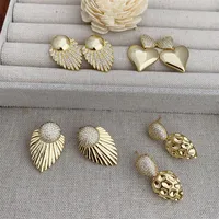 1 Pair Modern Style Geometric Heart Shape Inlay Copper Zircon 18K Gold Plated Ear Studs main image 7