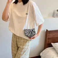 Women's Medium Sequin Solid Color Streetwear Sewing Thread Semicircle Zipper Crossbody Bag main image 4
