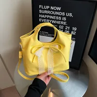 Women's Large Pu Leather Solid Color Bow Knot Streetwear Lace Bucket Zipper Shoulder Bag main image 2