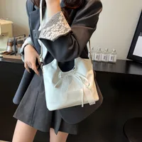 Women's Large Pu Leather Solid Color Bow Knot Streetwear Lace Bucket Zipper Shoulder Bag main image 3