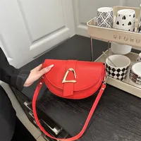 Women's Medium Pu Leather Solid Color Streetwear Sewing Thread Square Flip Cover Shoulder Bag main image 3
