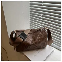 Women's Medium PU Solid Color Elegant Streetwear Square Zipper Pillow Shape Bag sku image 4