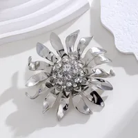 Retro Classic Style Flower Zinc Alloy Plating Unisex Brooches main image 4