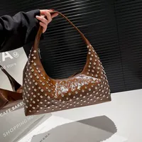 Women's Pu Leather Round Dots Streetwear Pillow Shape Zipper Tote Bag sku image 6