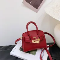 Girl'S Pu Leather Solid Color Classic Style Streetwear Square Lock Clasp Shoulder Bag main image 5