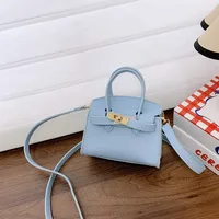 Girl'S Pu Leather Solid Color Classic Style Streetwear Square Lock Clasp Shoulder Bag sku image 5