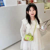 Girl'S Pu Leather Solid Color Elegant Streetwear Square Magnetic Buckle Shoulder Bag Handbag main image 4