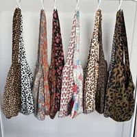 Women's Corduroy Printing Flower Leopard Classic Style Streetwear Square Open Shoulder Bag main image 1