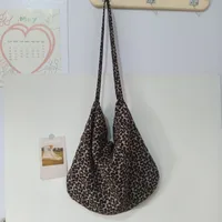 Women's Corduroy Printing Flower Leopard Classic Style Streetwear Square Open Shoulder Bag sku image 3