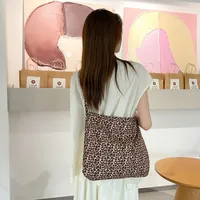 Women's Corduroy Printing Flower Leopard Classic Style Streetwear Square Open Shoulder Bag sku image 4