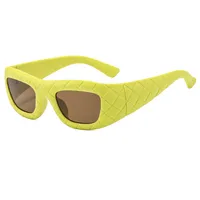 2000 S Style Grid Pattern Sunglasses Women Fashion Personalized Hip Hop Punk Glasses Travel Party Sunscreen Square Frame Full Frame sku image 5