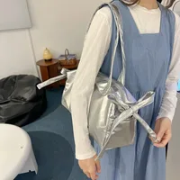 Women's Pu Leather Solid Color Bow Knot Streetwear Square Zipper Shoulder Bag main image 2