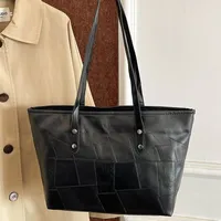 Women's Pu Leather Lattice Solid Color Streetwear Square Zipper Tote Bag sku image 1