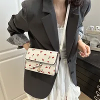 Fresh And Beautiful Fashion Handbag Women's Spring And Summer  New Fashionable Shoulder Crossbody Bag Stylish Joker Small Square Bag main image 3