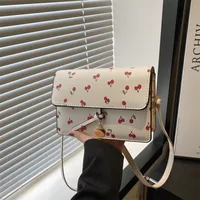 Fresh And Beautiful Fashion Handbag Women's Spring And Summer  New Fashionable Shoulder Crossbody Bag Stylish Joker Small Square Bag sku image 1