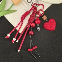 Hot-selling Full Diamond Heart Keychain Pendant Backpack Pendant Accessories Car Key Pendant Fashion Accessories sku image 4