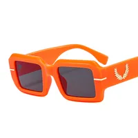 Summer New Box Men's And Women's Sunglasses Fashion Retro Gorgeous Color  Internet Red Sunglasses 9517 sku image 2