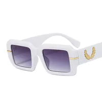 Summer New Box Men's And Women's Sunglasses Fashion Retro Gorgeous Color  Internet Red Sunglasses 9517 sku image 3