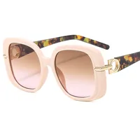 Fashion Square Women's Sunglasses  Personality Temperament Modern Sunglasses Driving Sun Protection Glasses M6164 sku image 6