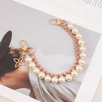 Xiao Xiang Style Pickup Chain Mobile Phone Lanyard Short Wrist Hanging Chain High-end Pearl Beaded Pendant Strong Universal Hanging Ornaments main image 2