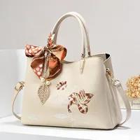 Bag Women's  New Fashion Handbag Large Capacity Embroidered Women's Bag Middle-aged Mother's Bag Shoulder Bag For Hair sku image 2