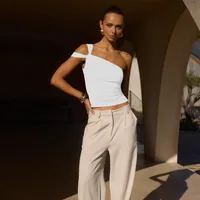 Summer New Sexy Spice Girl  Irregular Collar Fashionable Short Navel Design Sense Vest Top For Women main image 4