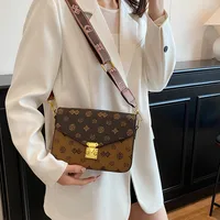 Fashionable Shoulder Bag Simple Fashion Retro Women Bag  New Personal Leisure Texture Western Style Crossbody Small Square Bag main image 3