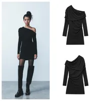 Women's Sheath Dress Streetwear Oblique Collar Long Sleeve Solid Color Above Knee Holiday Street main image 1