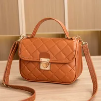 Guangzhou Bag Wholesale Hand Bag New Fashion Diamond Lattice Handbag Texture Joker Foreign Style Printing Bag sku image 4