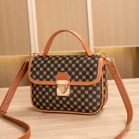 Guangzhou Bag Wholesale Hand Bag New Fashion Diamond Lattice Handbag Texture Joker Foreign Style Printing Bag sku image 10