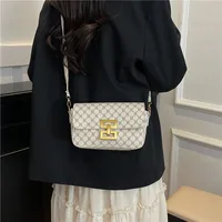 Women's Pu Leather Plaid Streetwear Square Flip Cover Shoulder Bag main image 3
