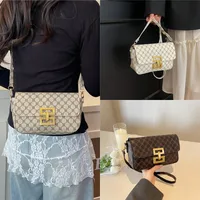 Women's Pu Leather Plaid Streetwear Square Flip Cover Shoulder Bag main image 1