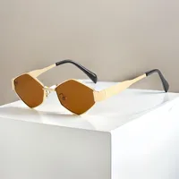 New  Diamond-Shaped Arc De Triomphe Fashion Sunglasses Trendy Metal Small Frame Polygon Sunglasses Avant-Garde sku image 2