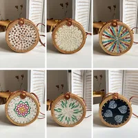 Wholesale Nordic Rattan Crossbody Color Shell Mori Basket Retro Artistic Hand-woven Shoulder Leather Buckle Bag main image 4