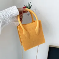 Foreign Trade Small Bag For Women  New Fashion Handbag Niche Versatile Chain Crossbody Jelly Bag Handmade Bag Wholesale sku image 2