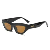 Ladies Retro Cat Eye Sunglasses Triangle Frame Street Style Holiday Travel Model Wearing UV Protection Fashionable Glasses main image 10
