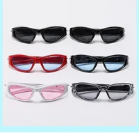 New  Sports Sunglasses  Fashion Sunglasses Vintage INS Catwalk Men's And Women's Modern Sunglasses main image 1
