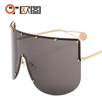 New Unisex Large Frame One-piece Metal Small Star Rice Nail Sunglasses 1025 Fashion Mask Sunglasses sku image 1