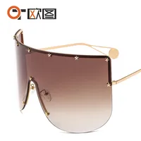 New Unisex Large Frame One-piece Metal Small Star Rice Nail Sunglasses 1025 Fashion Mask Sunglasses sku image 3