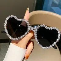 Love Heart Borderless Framed Diamond Fashion Sunglasses Party Party Funny High-grade Candy Color Sunglasses sku image 3