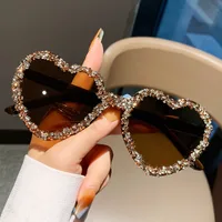 Love Heart Borderless Framed Diamond Fashion Sunglasses Party Party Funny High-grade Candy Color Sunglasses sku image 5