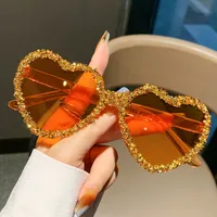 Love Heart Borderless Framed Diamond Fashion Sunglasses Party Party Funny High-grade Candy Color Sunglasses sku image 6