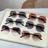 Style Ins Fashionable Frameless Cut Edge Gradient Sunglasses Light Luxury Elegant Personalized Trendy Irregular Sunglasses main image 1