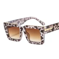 T2 Fashion Men And Women's Catwalk Street Shooting Wide Side Sunglasses Retro Box Concave Shape Metal Decorative Sunglasses main image 6