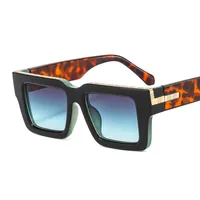 T2 Fashion Men And Women's Catwalk Street Shooting Wide Side Sunglasses Retro Box Concave Shape Metal Decorative Sunglasses sku image 7