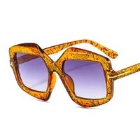 New Irregular T-shaped Sunglasses Color Men And Women INS Personalized Fashion Retro Modern Sunglasses 9096 main image 2